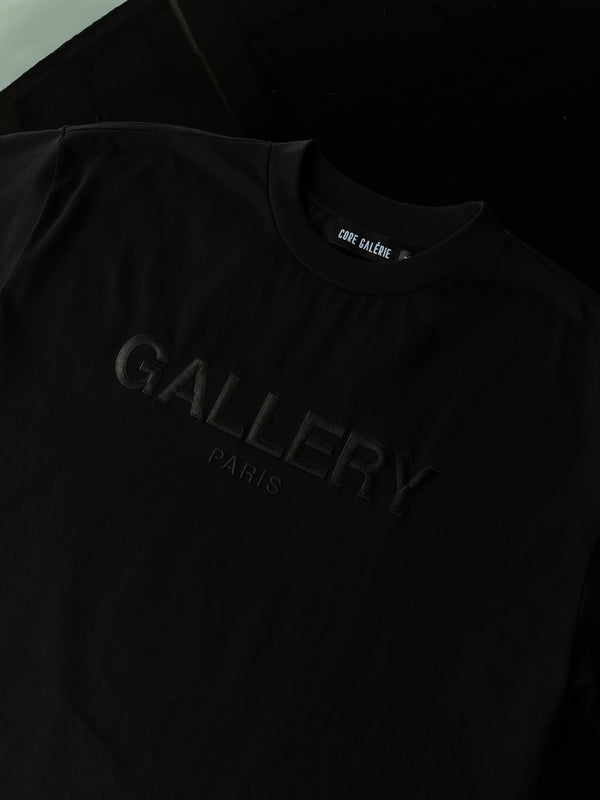 GALLERY Embroidery T-Shirt | Black